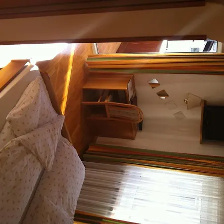Serena Hotel 3*
